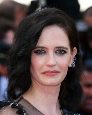 Eva Green Is Looking Fine These Days