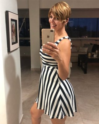 Syper heiße Milf
 #81185578