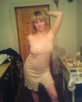 Blondine
 #103581604