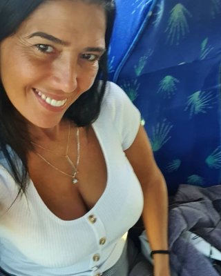 Sexy reife Milf mit großen Titten für Kommentare und Cumtribute
 #91647469