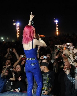 Hayley Williams Just Begging For It Volume 5