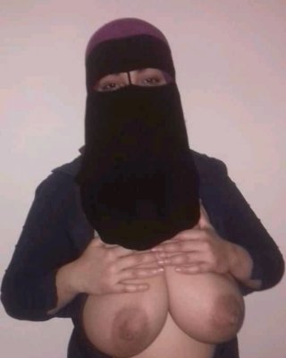 Arabische Halbinsel hijab niqab Teil 2
 #96973028