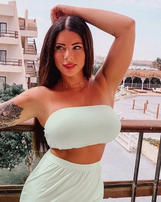 Jenny frankhauser
 #100055989