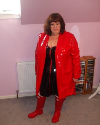 Granny In Pvc Lingeri