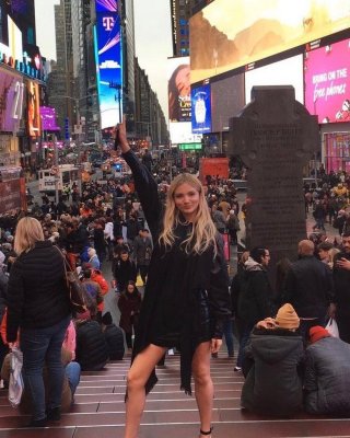 Freya Allan nackt #108909826