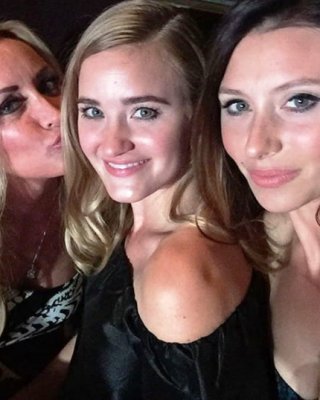 Carrie michalka
 #101101109