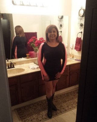 Gorgeous Big Titty Latina Texas Wife