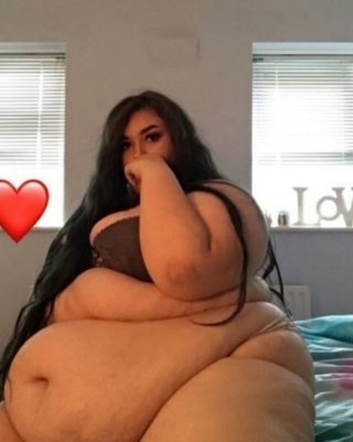 Fat Chicks With Deceptively Thin Faces 23