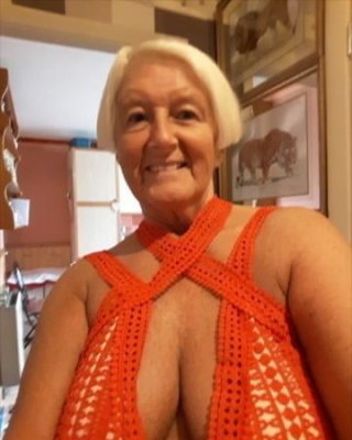 Older And Hot 286 (Busty Erotic Dressed)