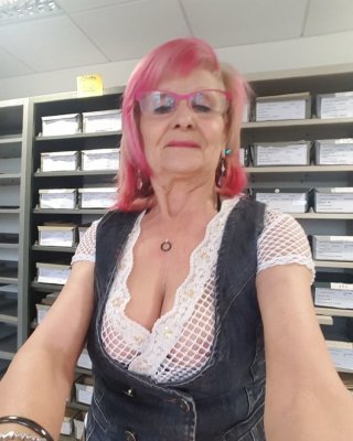 Older And Hot 286 (Busty Erotic Dressed)