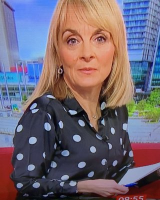 Stroking Nice And Hard For MILF Louise Minchin Mmm Fuck