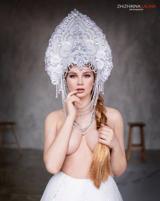 The Russian Model. 8