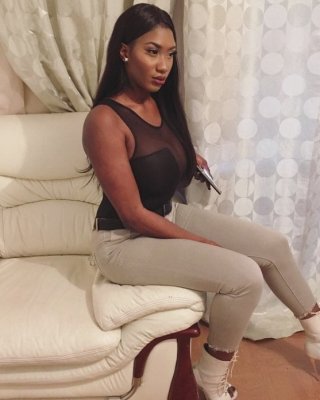 Aya nakamura slut la grosse pute
 #105113918