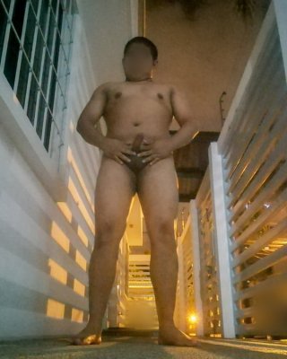 Totalmente Desnudito y Expuesto en la Calle 03 - (Working) #106965635