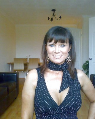 Gorgeous And Busty Mature Ladies 34