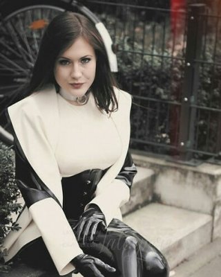 Latex
 #92405354