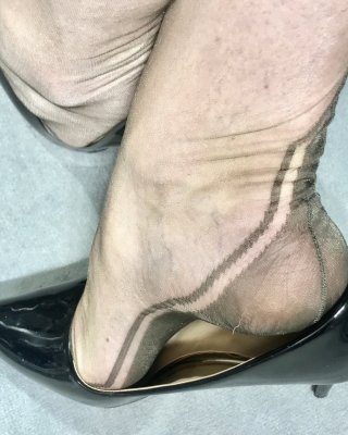 rht stockings feet Porn Pictures, XXX Photos, Sex Images #4024904 - PICTOA