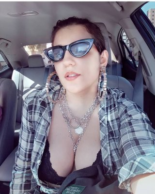 Gabi
 #98609525
