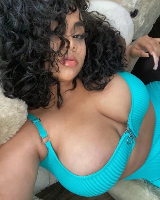 Curvy BBW Pawg Thot Big Tits Big Ass Sexy Women Curvy HOT