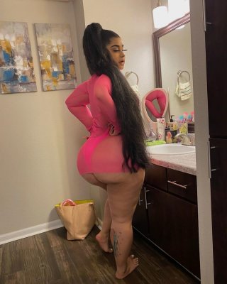 Curvy BBW Pawg Thot Big Tits Big Ass Sexy Women Curvy HOT