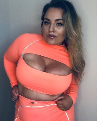 Curvy BBW Pawg Thot Big Tits Big Ass Sexy Women Curvy HOT