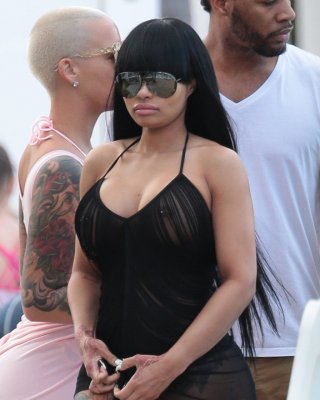 Amber Rose &#038; Blac Chyna Sexy