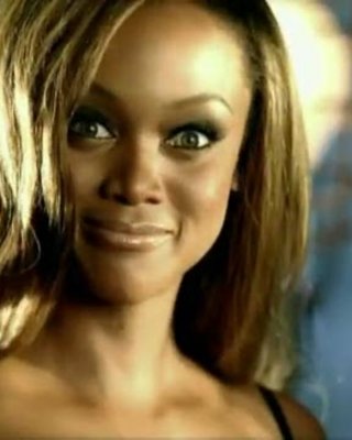 Tyra Banks - Victoria&#039;s Secret Commericial 2003