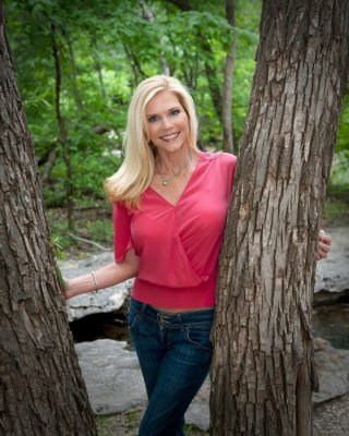 Dallas mom
 #88757797