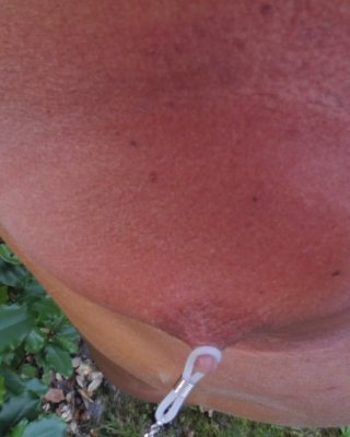 Mes tetons apres pompe a seins et pinces
 #79792709