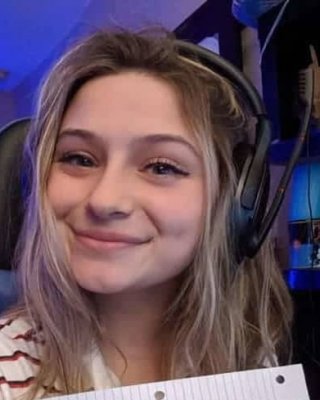 Mädchen 195
 #92617499