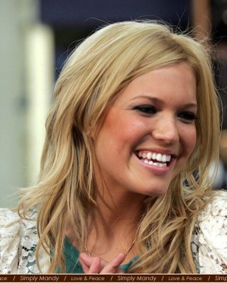 Mandy moore - mblem herbst 2005 einführung (25 august 2005)
 #82186220