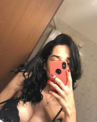 Eine der heißesten Frauen, die ich gesehen habe - Samira Martins
 #100995580