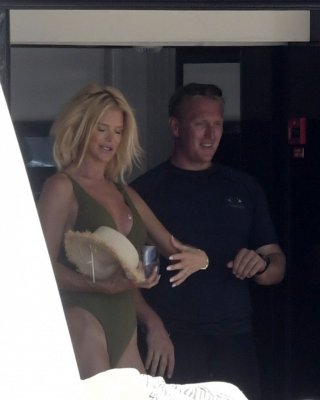 Victoria Silvstedt Swimsuit