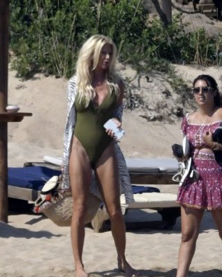 Victoria Silvstedt Swimsuit