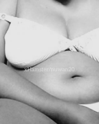 Chubby reifen und yong Junge cam ausgesetzt - sri lankan
 #102684652