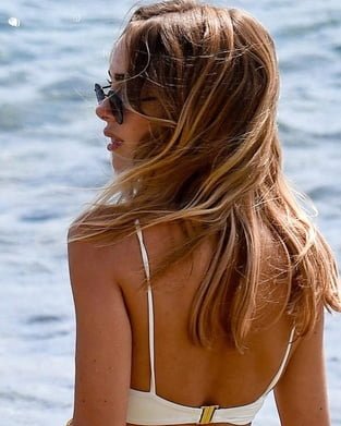 Kimberley garner
 #93781234