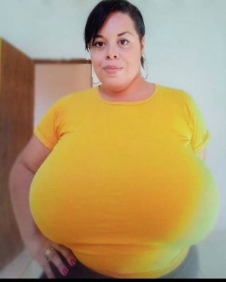 Schöne Milfs, die es lieben, von jungen Burschen angebetet zu werden
 #92484870