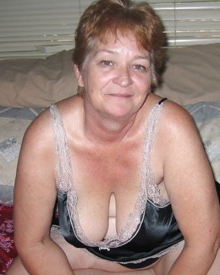 Gilf Milf Dressed To Suck Wank Mix