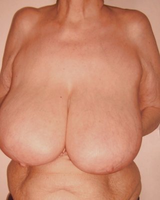 Schöne sehr alte riesige titted Oma
 #80532491