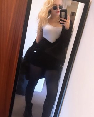 sexy Hot Scottish Babe Melissa