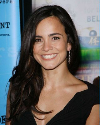 Alice Braga nackt #109817249