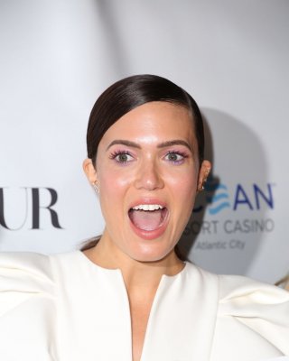 Mandy Moore - DuJour Fall Issue Cover Party (24 Sept 2018)