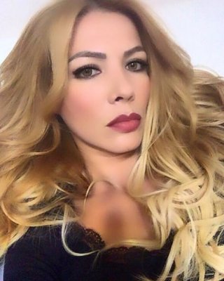 トルコ人女性、トルコ人男性、トルコ人女性、トルコ人女性、トルコ人女性
 #99658369