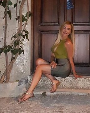 トルコ人女性、トルコ人男性、トルコ人女性、トルコ人女性、トルコ人女性
 #99658379