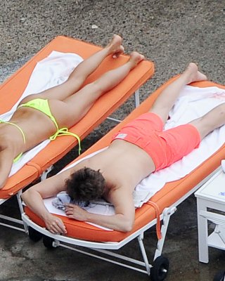 Irina shayks sexy bilder am strand
 #79623578