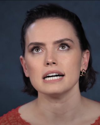 Ich will auf Daisy Ridleys Zähne abspritzen
 #95905549