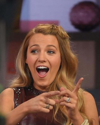 Blake Lively Hollywood&#039;s Blonde Breeding Cow