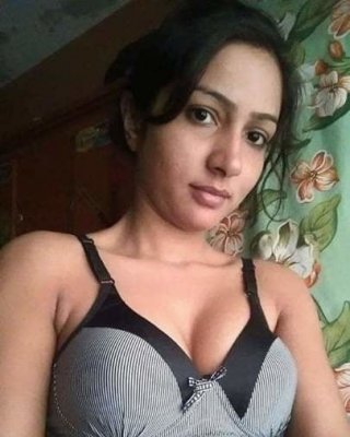 Desi Married Wife Pics