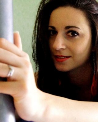 PERRINE 31 Y FRENCH WHORE FROM MOULINS