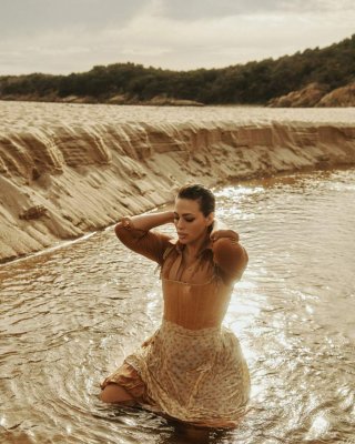 Ashley graham sexy
 #79504995